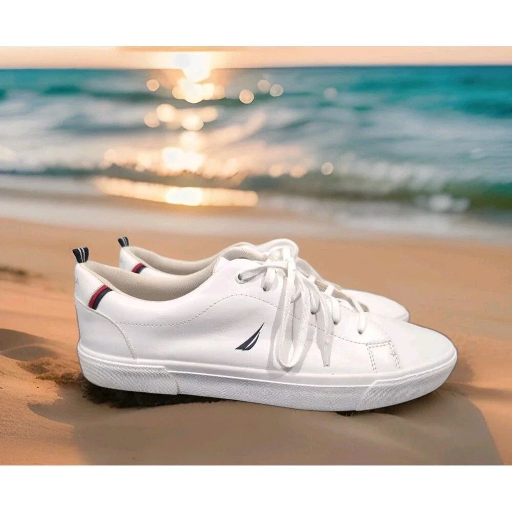 NAUTICA GRAVES WHITE LACE UP SNEAKERS MEN'S SIZE 12 GENTLY WORN   EUC